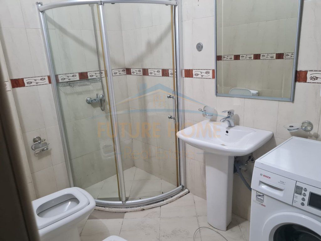 Qera, Apartament 2+1+2, Bar Bohem, Unaza e Re