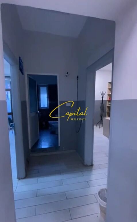 BUSINESS PREMISES FOR RENT 100 M2 FORMER BLOCK 80,000 LEKE