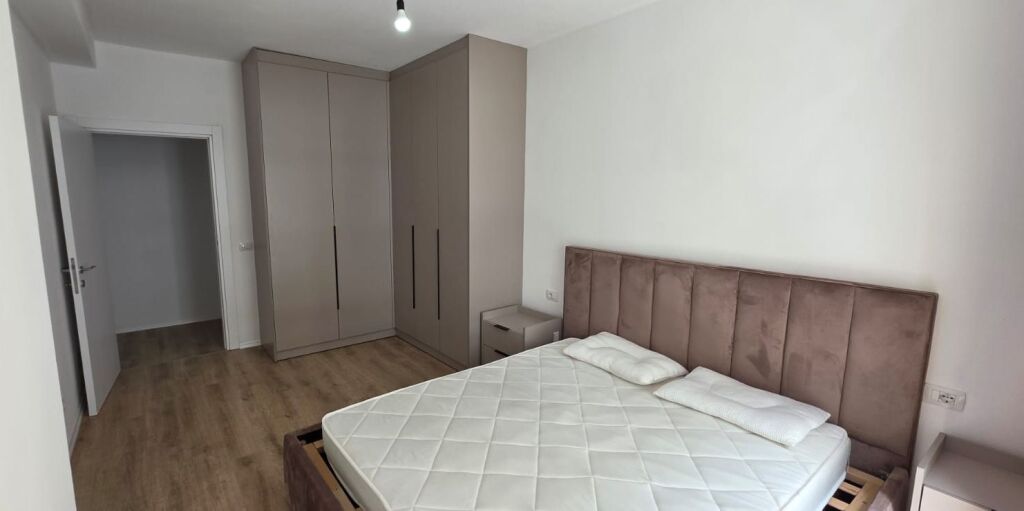 Apartament 2+1 me qira Univers City
