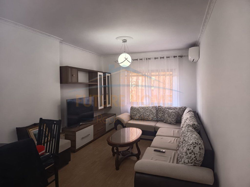Qera, Apartament 4+1+2 , Rruga Mine Peza, Tiranë