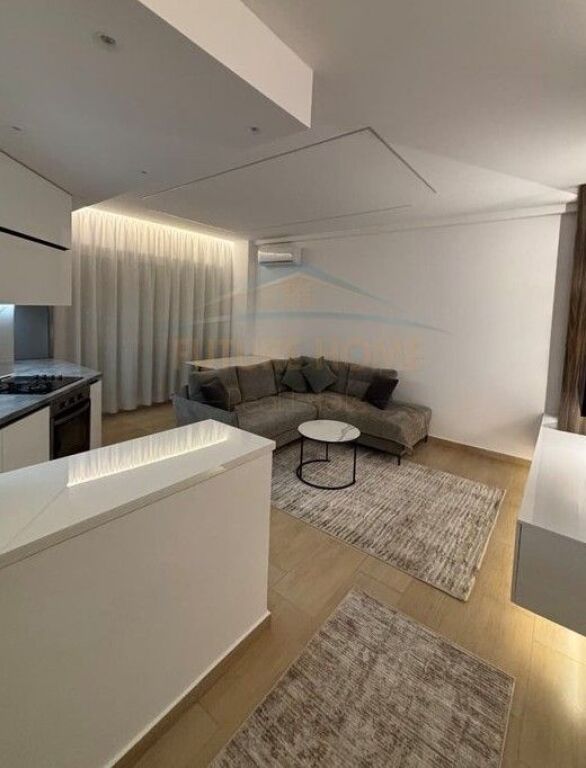 Qira, Apartament 1+1, Kopshti Zoologjik, Tiranë