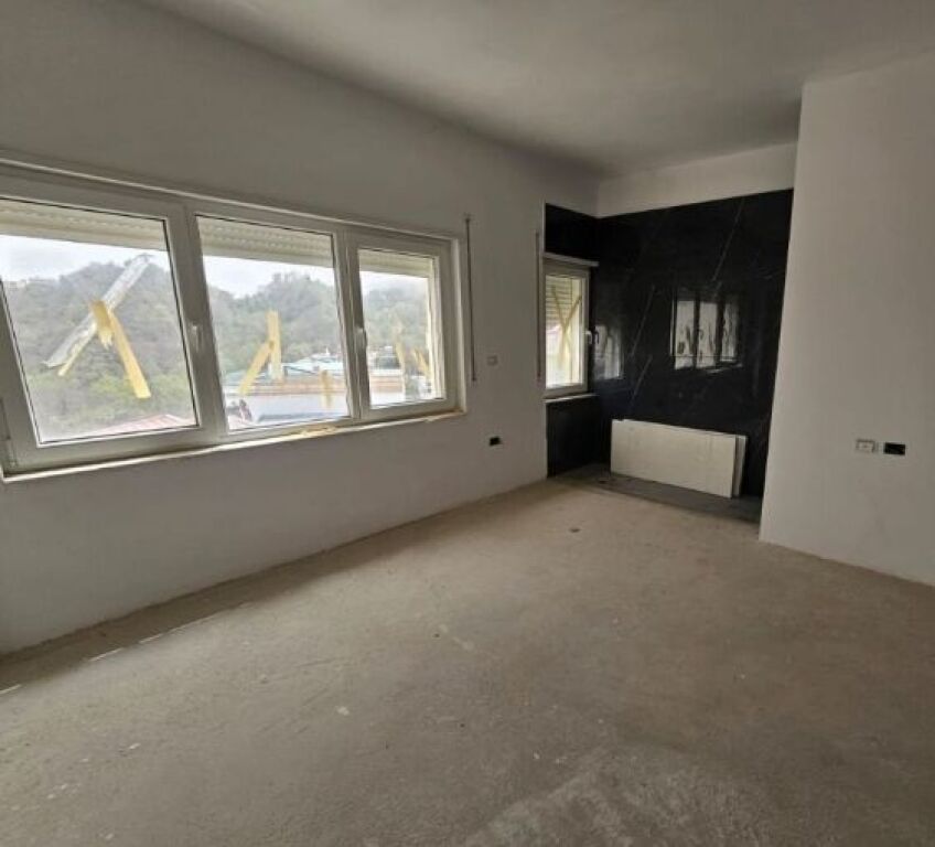 Villa for sale with swimming pool