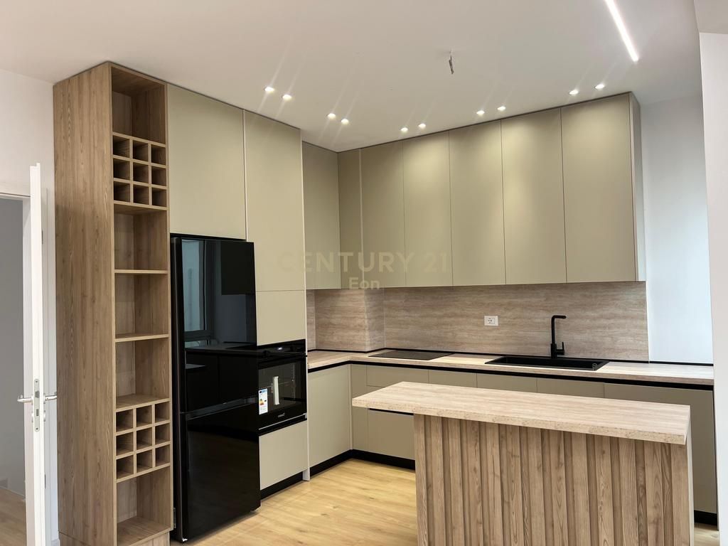 VILLA FOR SALE IN FARKE, TIRANA !