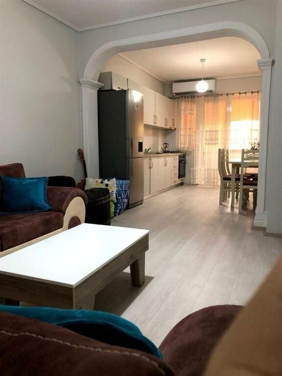 Vasil Shanto, affittasi appartamento 1+1! 500 Euro