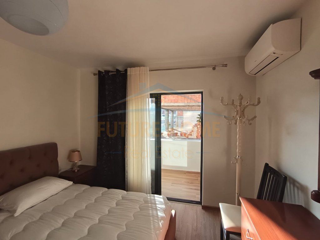 Qera, Apartament 4+1+2 , Rruga Mine Peza, Tiranë