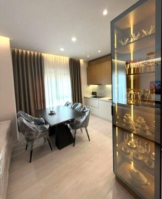 🏡 Jepet me qira apartament 1+1 + 2 poste parkimi – Xhamllik