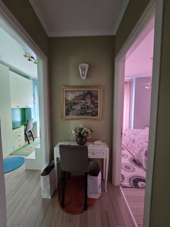 Apartament 2+1 me Qera  📍 Vendndodhja: Rr. Frosina Plaku, në Kompleksin Kontakt