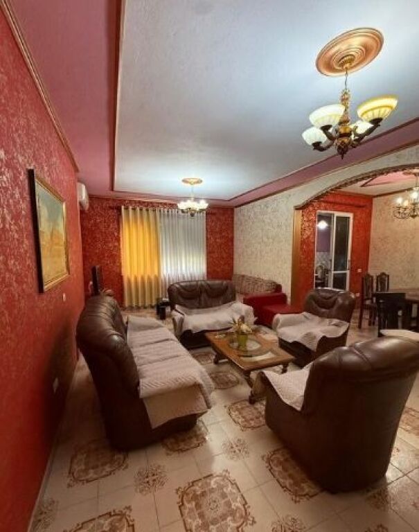 APARTAMENT PER QIRA 2+1+2 + 2 BALLKONE