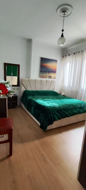 Apartament 2+1, Eleonora Kodra e Diellit!