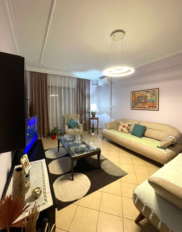 🏡 Pranë Garden Building Apartament 2+1+2 me Qira