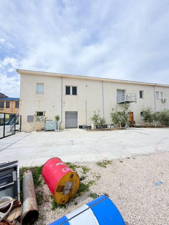 WAREHOUSE FOR RENT IN THE SHKOZET AREA, DURRES