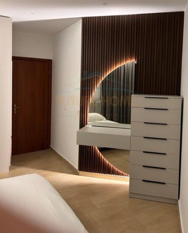 Qira, Apartament 1+1, Kopshti Zoologjik, Tiranë