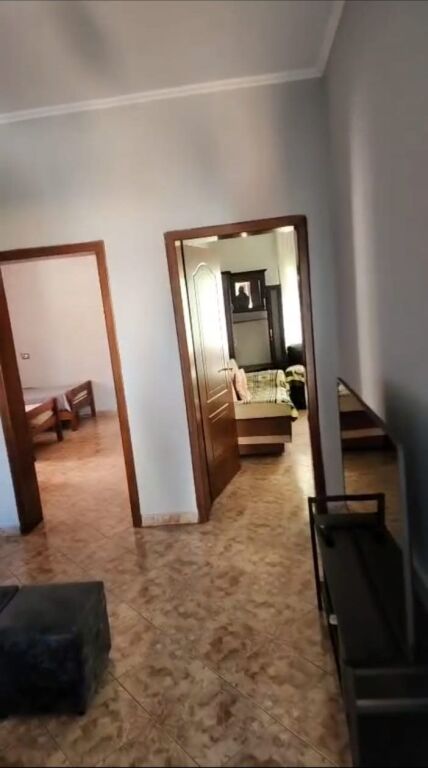 APARTAMENT 1+1. 40000 LEKE.21 DHJETORI.