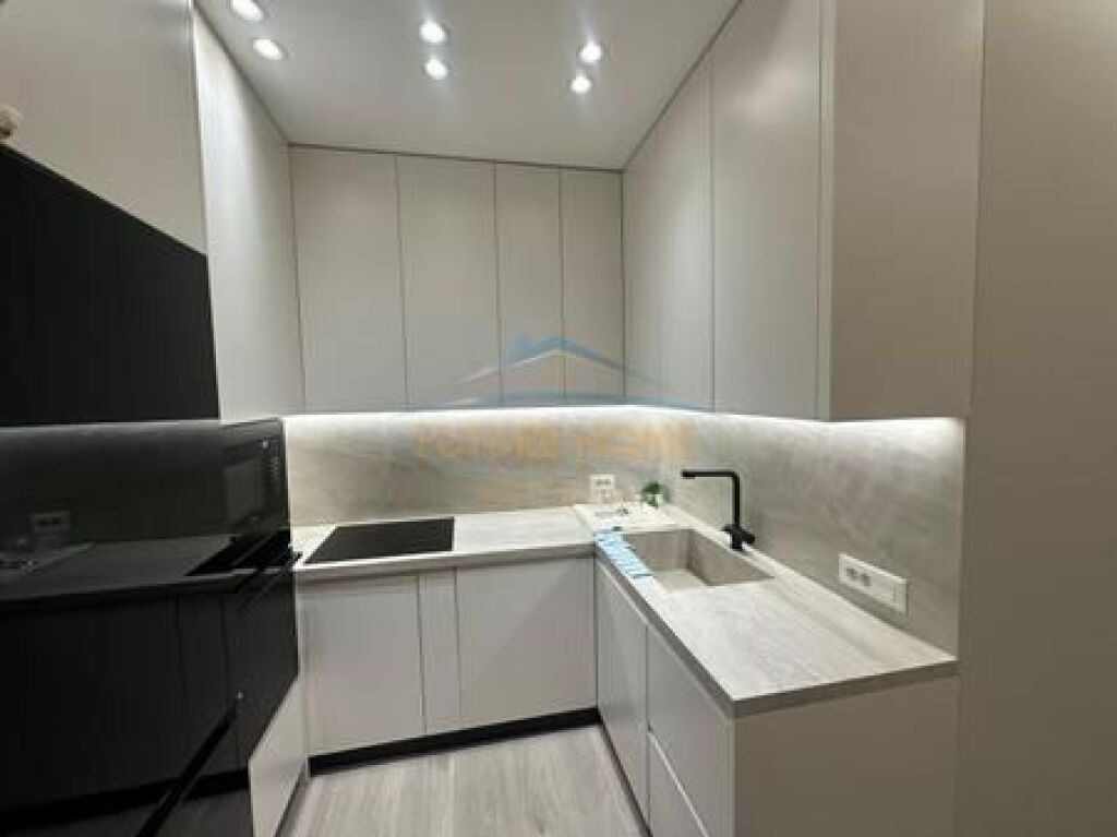 Apartment 3+1+2 for sale, at Complex E-88, Tirana.