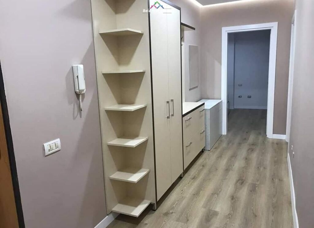 Apartament Me Qera 1+1 Ne Myslym Shyr (ID B2101642) Tirane