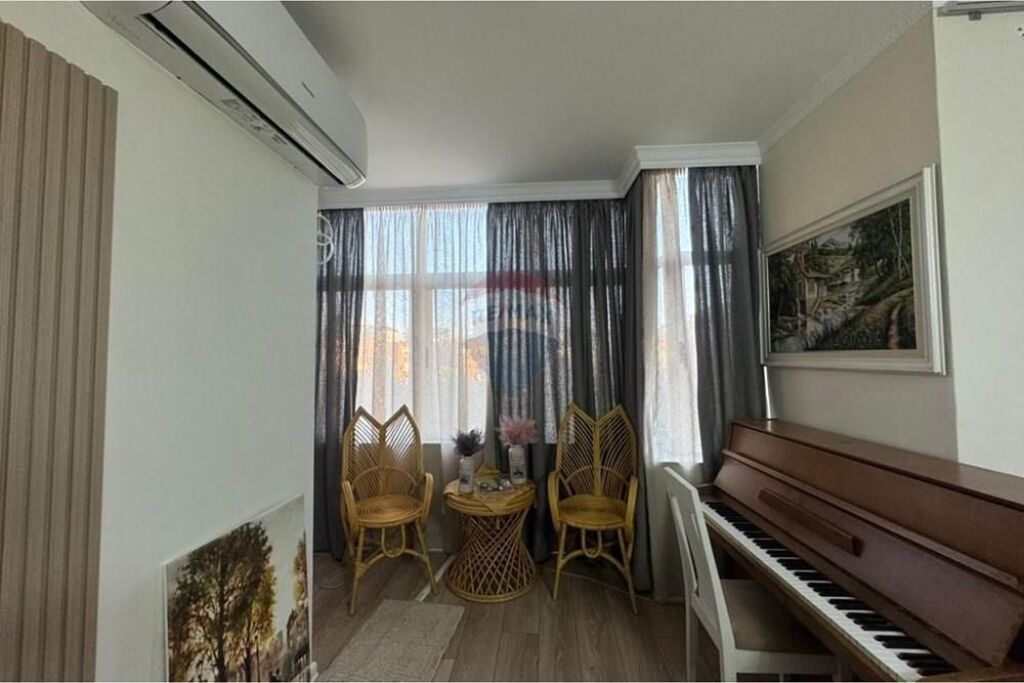 Appartamento - In Affitto - Viale Bajram Curri, Tirana