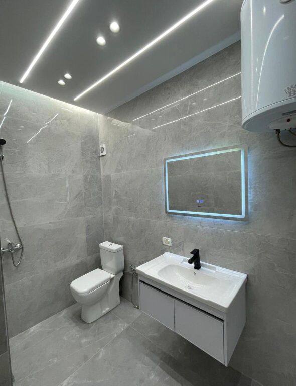🏢Vendesi in vendita Super Appartamento 1+1 arredato a Vila L in Astir