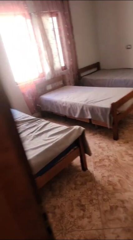 APARTAMENT 1+1. 40000 LEKE.21 DHJETORI.
