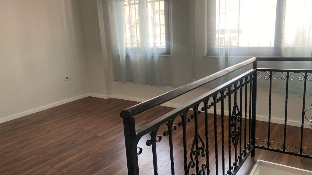 Shop for Rent in the center !