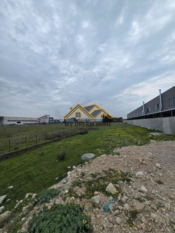 Terreno in Vendita sull'autostrada Tirana-Durres,