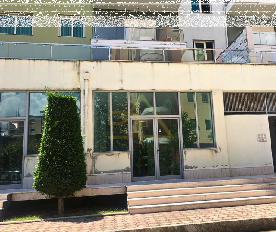 Garage in vendita – Vlora, Via Pavarësia