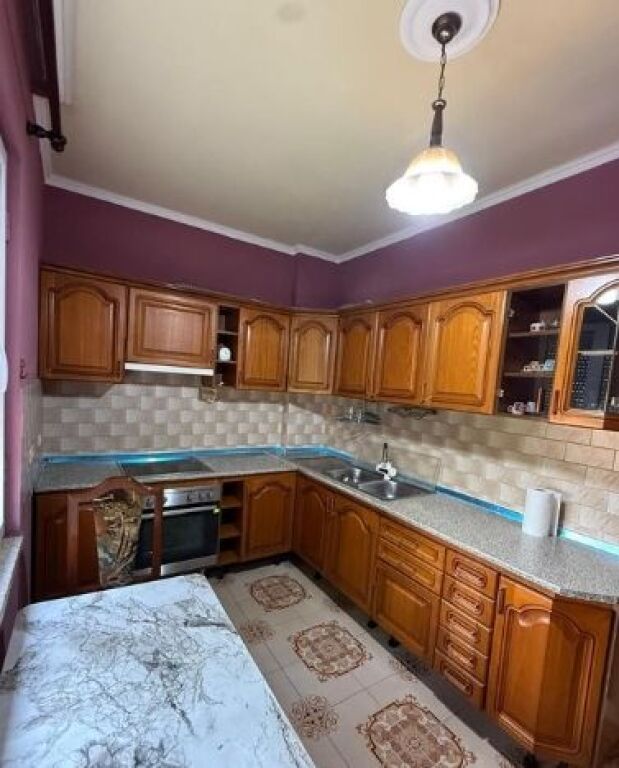 APARTAMENT PER QIRA 2+1+2 + 2 BALLKONE