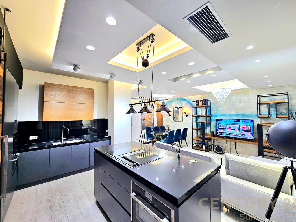 APARTMENT 2+1+2 FOR RENT NEAR THE ARTIFICIAL LAKE 1,300 €