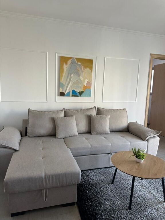Komuna Parisit, jepet me qira apartment 2+1! 550 Euro