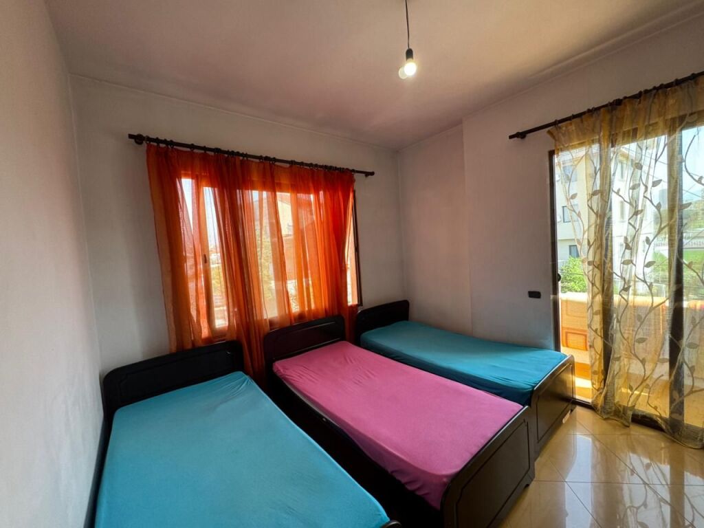 Jepet me Qira Apartament 1+1 – 21 Dhjetori ( Afer inxhinierise ) !