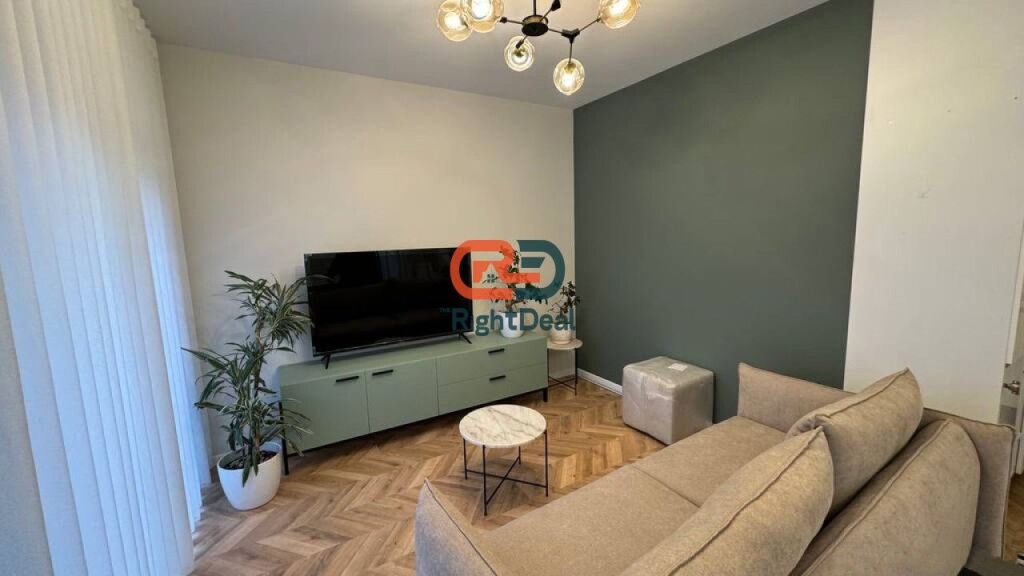 In Via Kavaja, Vendesi Super Appartamento 1+1, Totalmente Investito !!