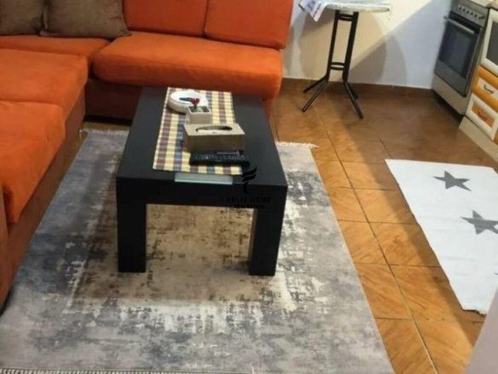 APARTAMENT ME QERA 1+1 KOMUNA E PARISIT 50.000 LEKE FH-69077