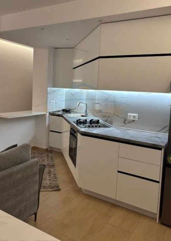 Qira, Apartament 1+1, Kopshti Zoologjik, Tiranë