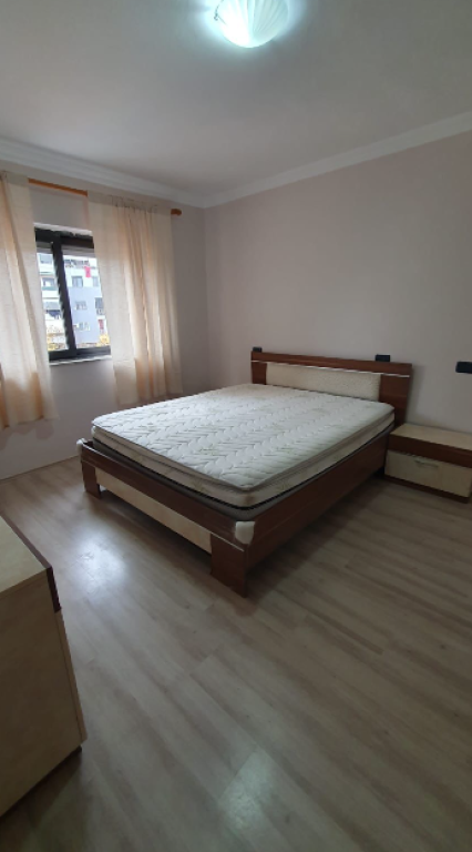 🏡 APARTAMENT 1+1 ME QIRA – MYSLYM SHYRI