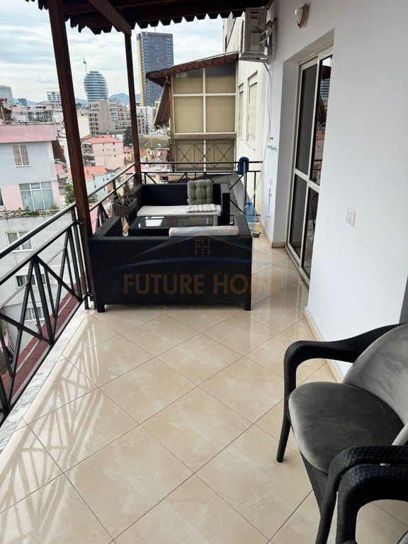 Qira, Apartament 2+1, Rruga e Barrikadave, Tiranë.