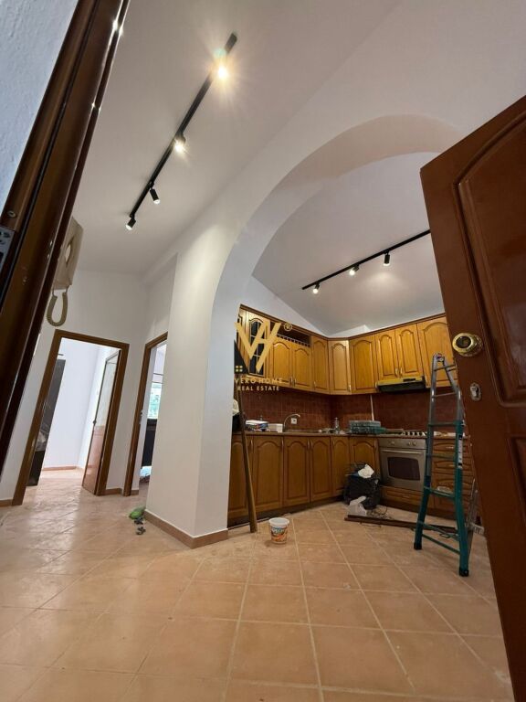 AFFITTASI APPARTAMENTO 3+1+3 BLK A SELITE 55.000 LEKE