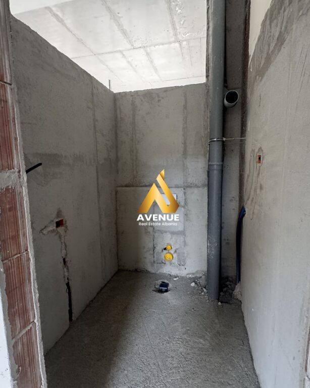 Jepet me Qira Ambient Komercial Premium – Corner Residence, pranë Nisharakut, Tiranë
