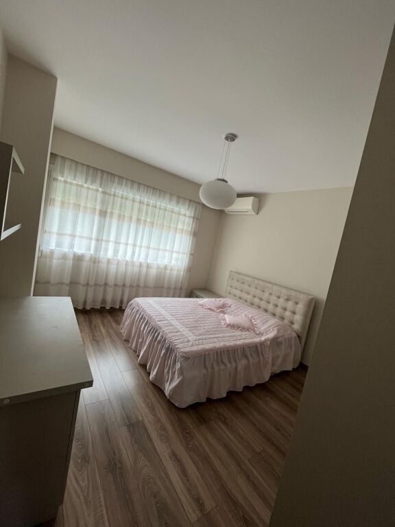 🏡 Jepet me Qira Apartament 2+1 – Long Hill Residence