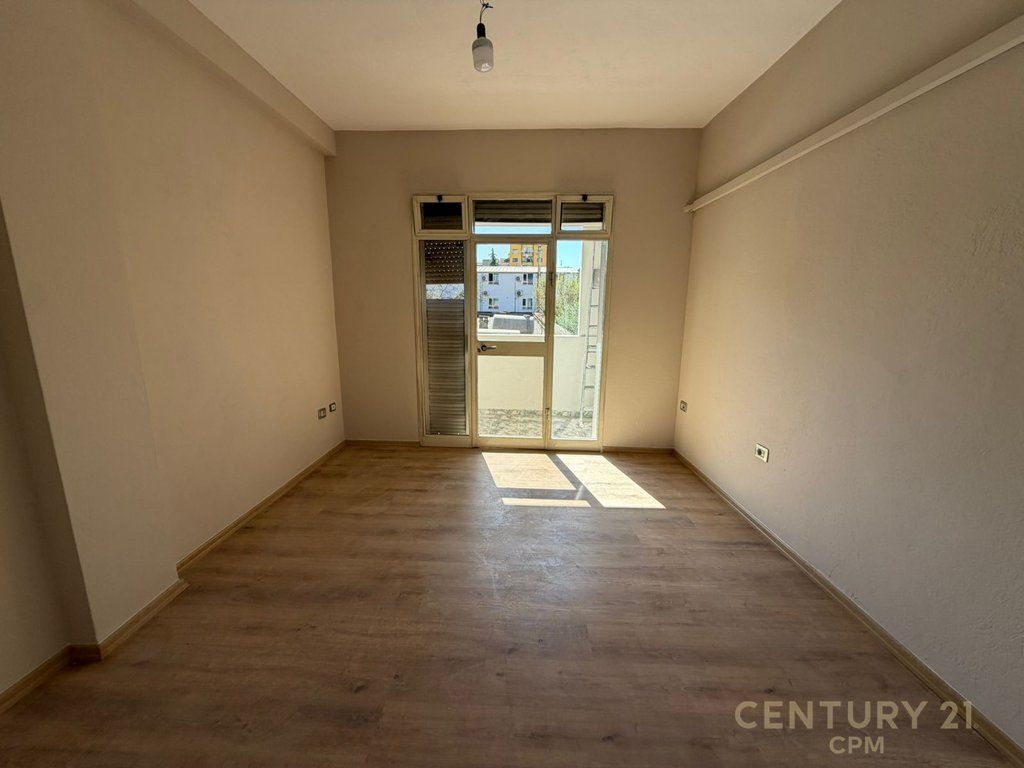 Apartment 2+1 For Sale On Kavaja Street!