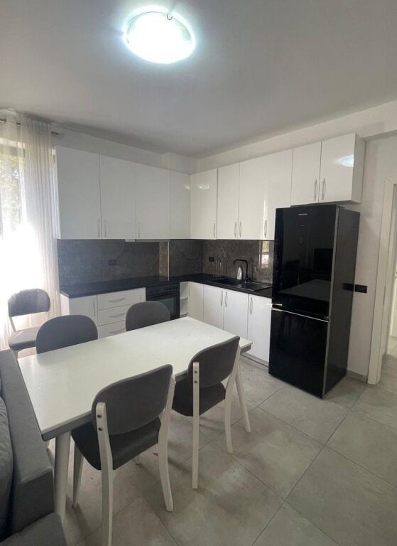 Apartament 3+1 i mobiluar – Rezidenca City View
