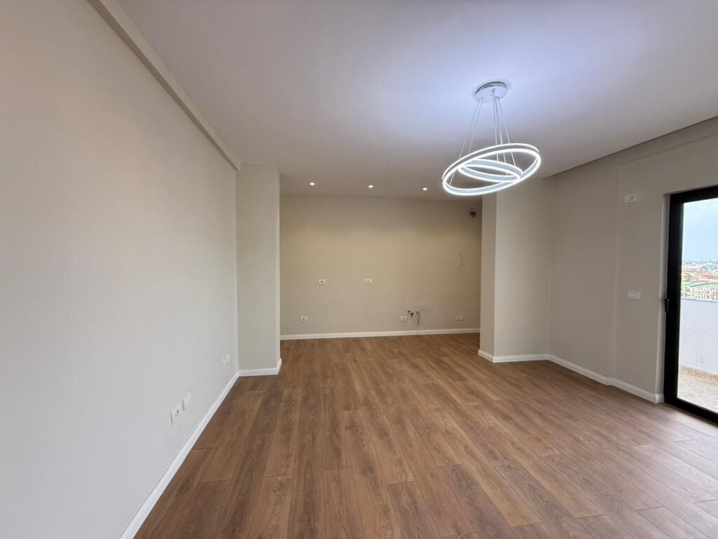 Appartamento 2+1 in Vendita, vicino all'Hotel Adriatik, Durrës