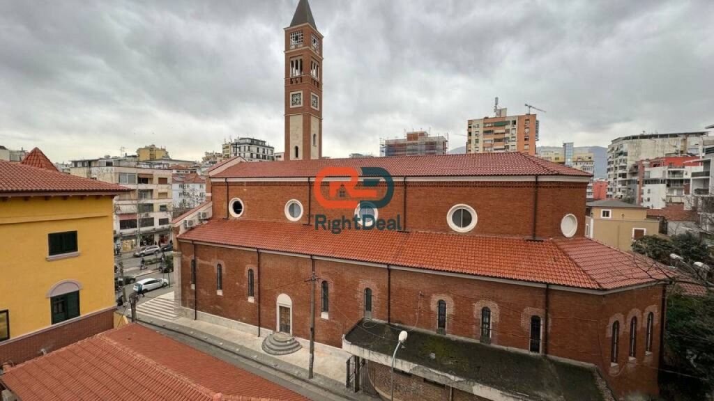In Via Kavaja, Vendesi Super Appartamento 1+1, Totalmente Investito !!