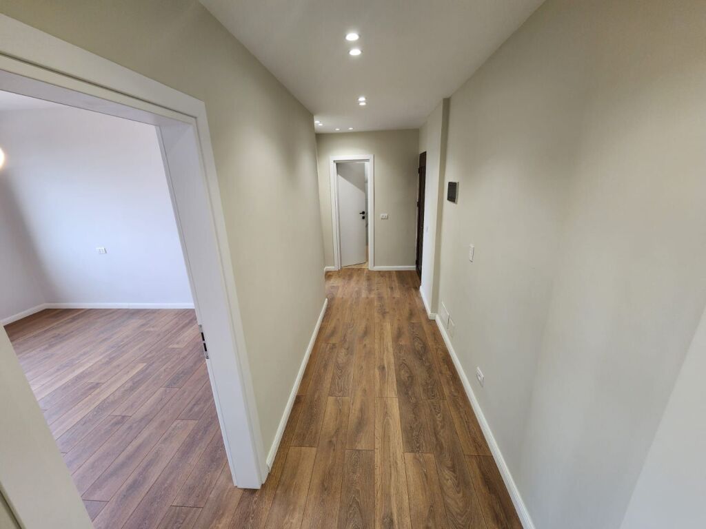 Appartamento 2+1 in Vendita, vicino all'Hotel Adriatik, Durrës