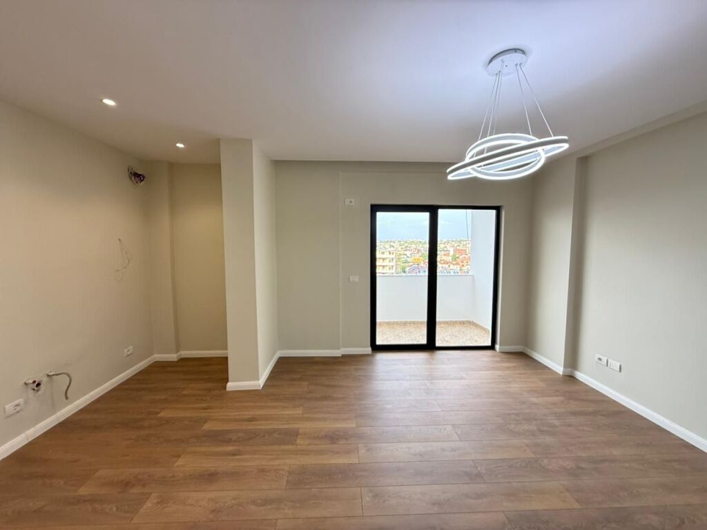 Appartamento 2+1 in Vendita, vicino all'Hotel Adriatik, Durrës
