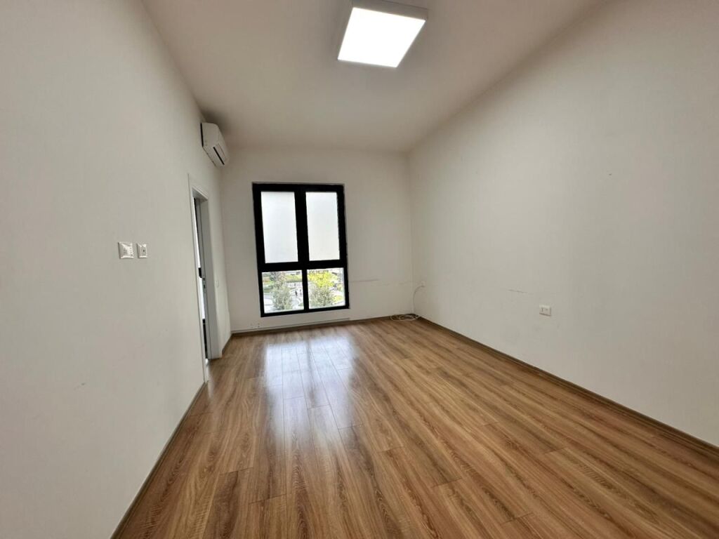  Office Space for Rent – Square 21