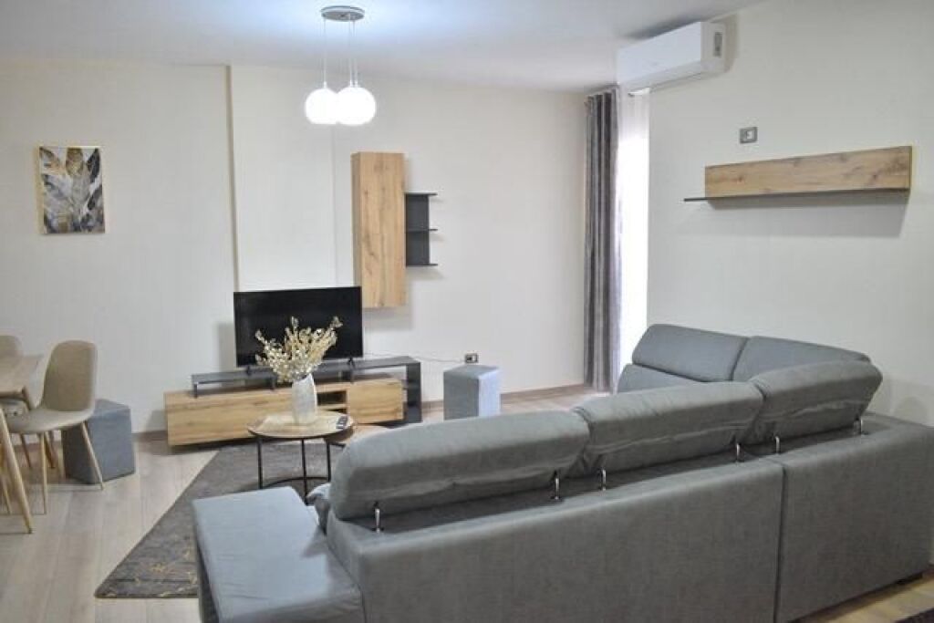 🏡 Appartamento 1+1 in affitto 📍 Presso Globe / di fronte a Delijorgji💶 Prezzo: 600€/mese