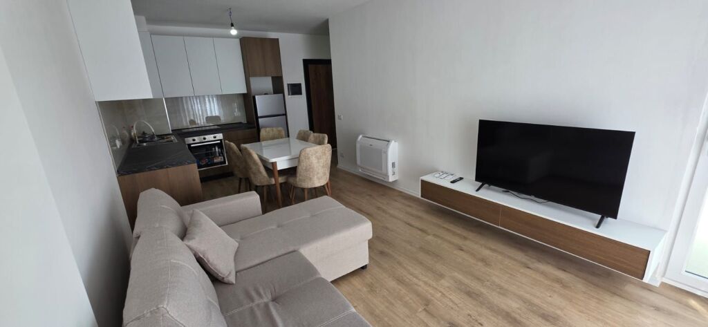Apartament 2+1 me qira Univers City