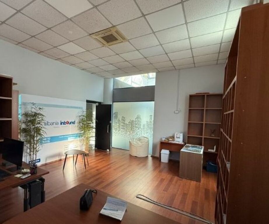 Ufficio Open Space in Affitto