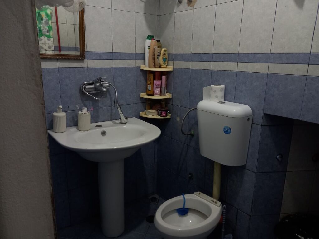 Apartment 1+1 for rent, Idriz Dollaku Street near the women's prison Ali Dem