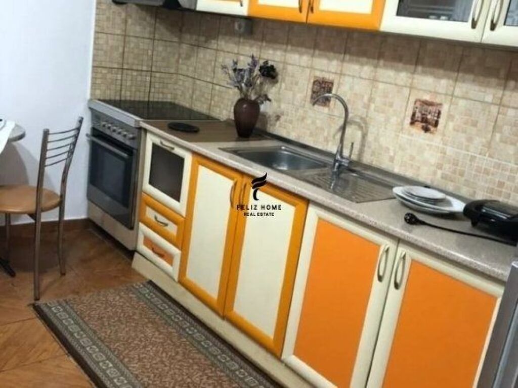 APARTAMENT ME QERA 1+1 KOMUNA E PARISIT 50.000 LEKE FH-69077