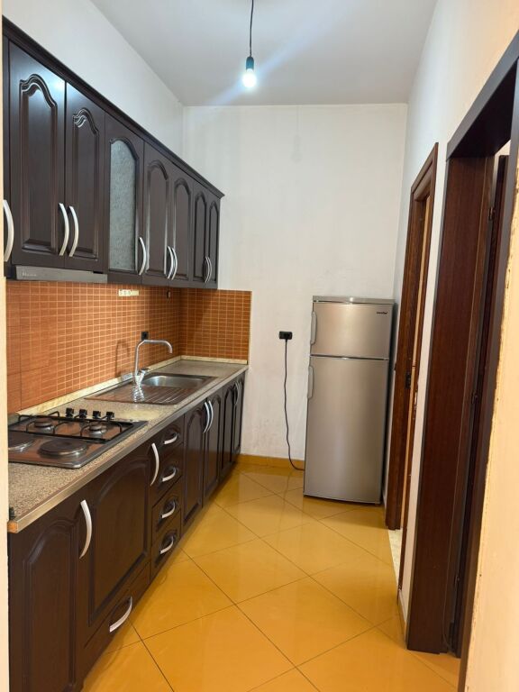 Apartament 1+1 me qera tek Inxhinieria e Ndertimit